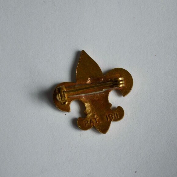 Vintage Boy Scouts of America Eagle Pin Gold Pat. 1911 - Picture 2 of 2